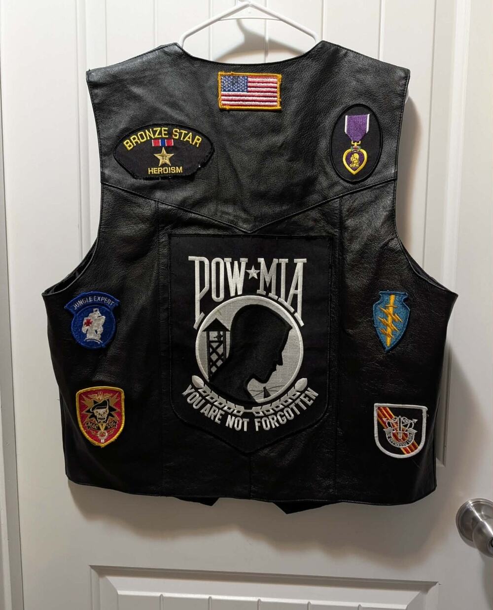 Leather Works Biker Vest US Army Vietnam Vet POW-MIA Purple Heart Size L Custom